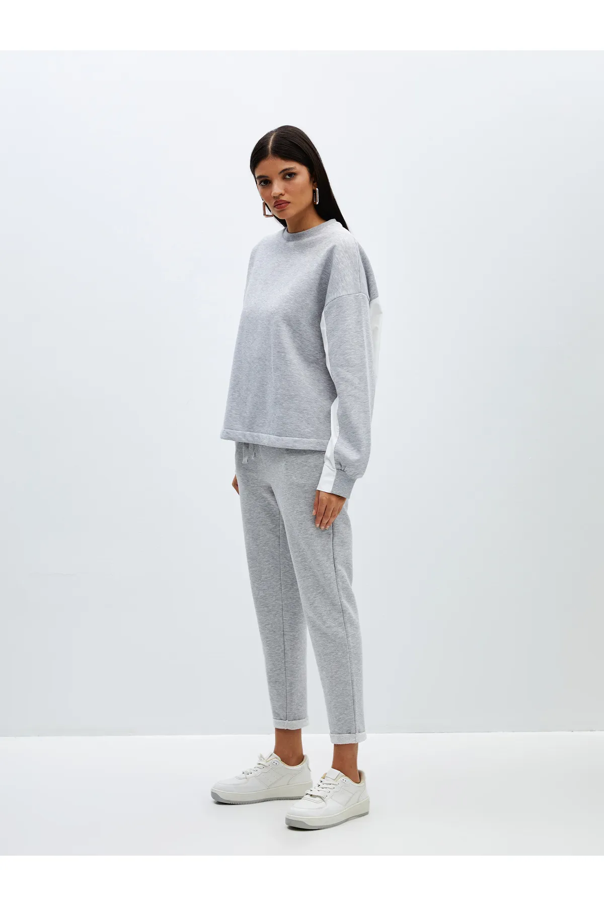 LC Waikiki  Einfarbige Jogginghose für Damen mit elastischem Bund