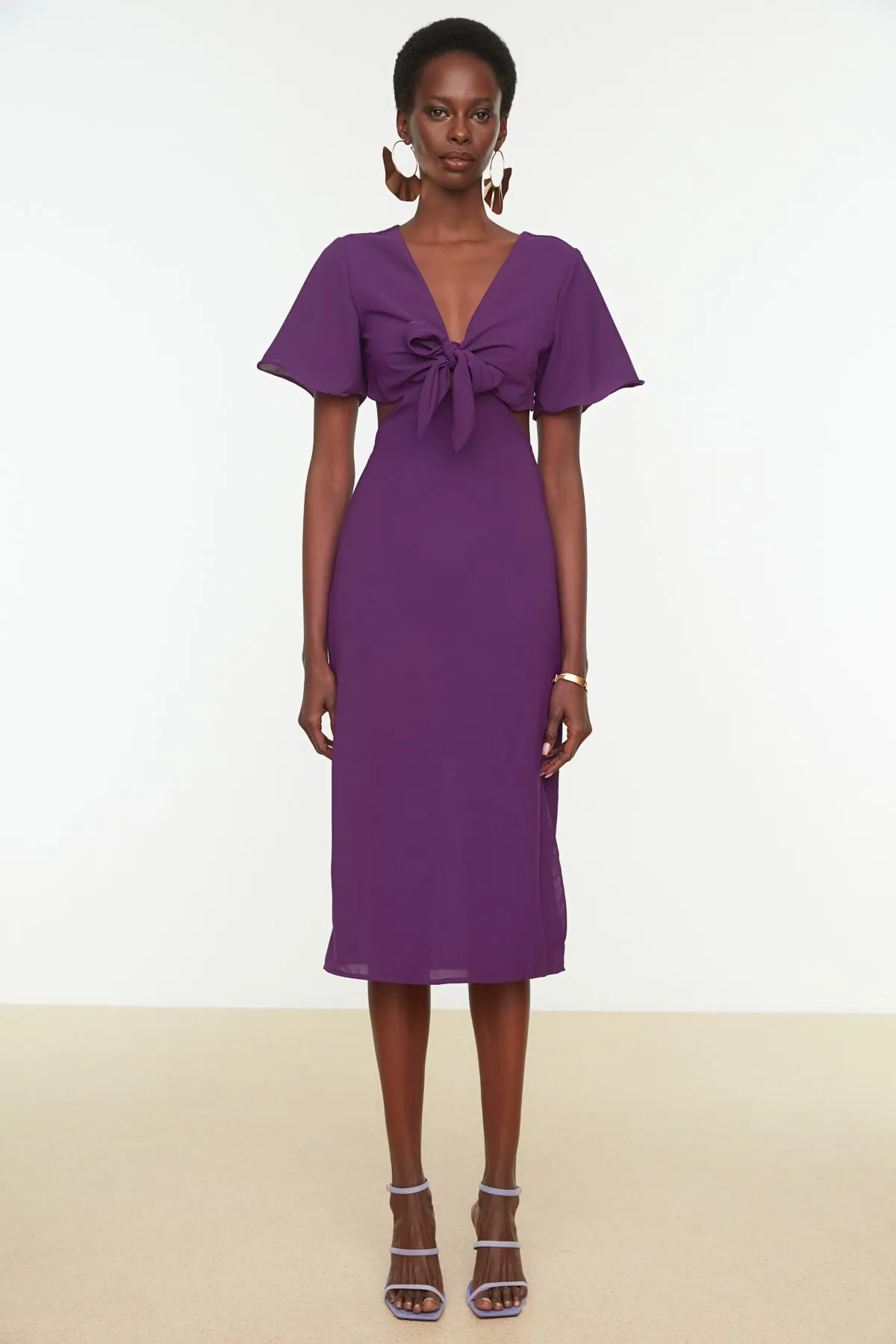 Trendyol Collection  Lila gebundenes, gewebtes, elegantes Abendkleid TPRSS22EL0969