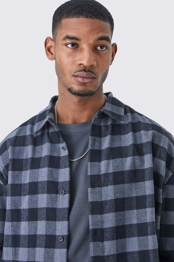 Tall langärmliges kariertes Oversize Overshirt