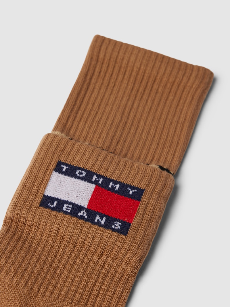 Socken mit Label-Details in camel