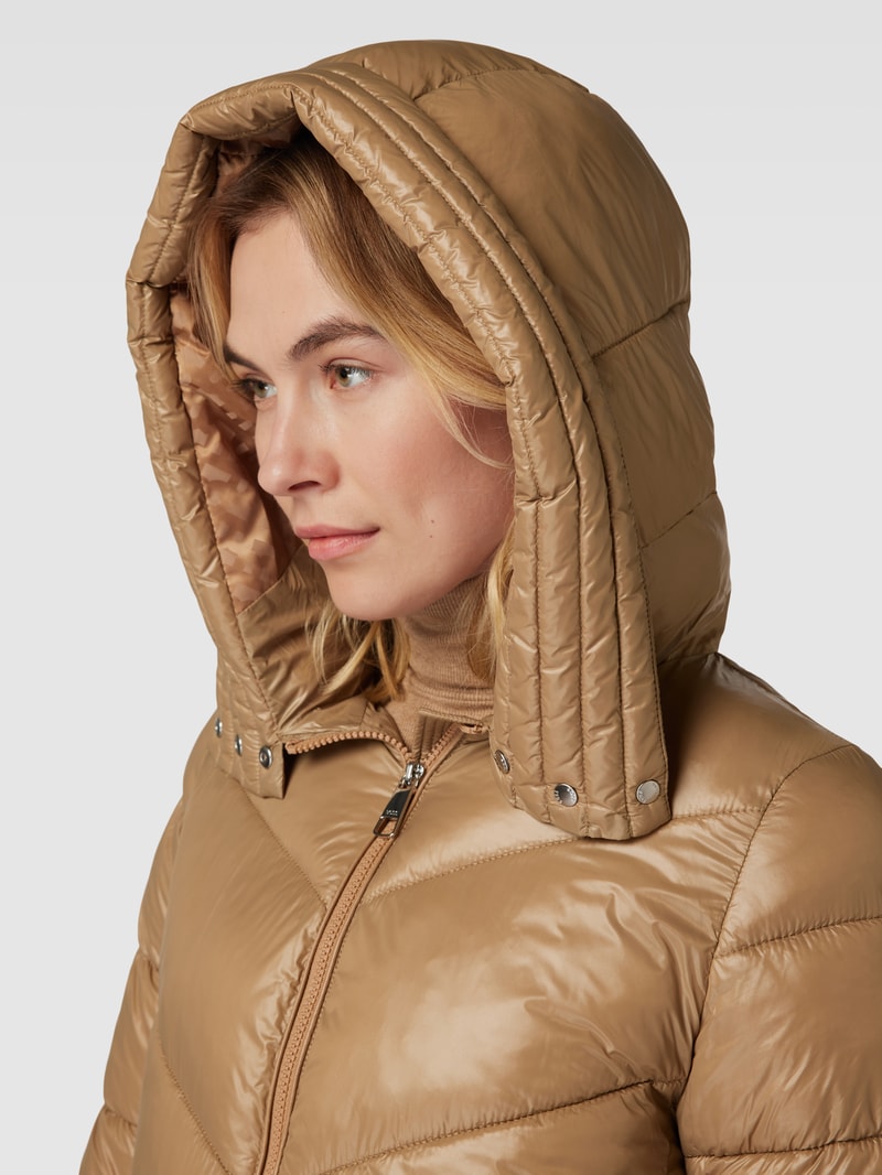 Steppmantel mit Zweiwege-Reißverschluss Modell 'Petrana2' in camel