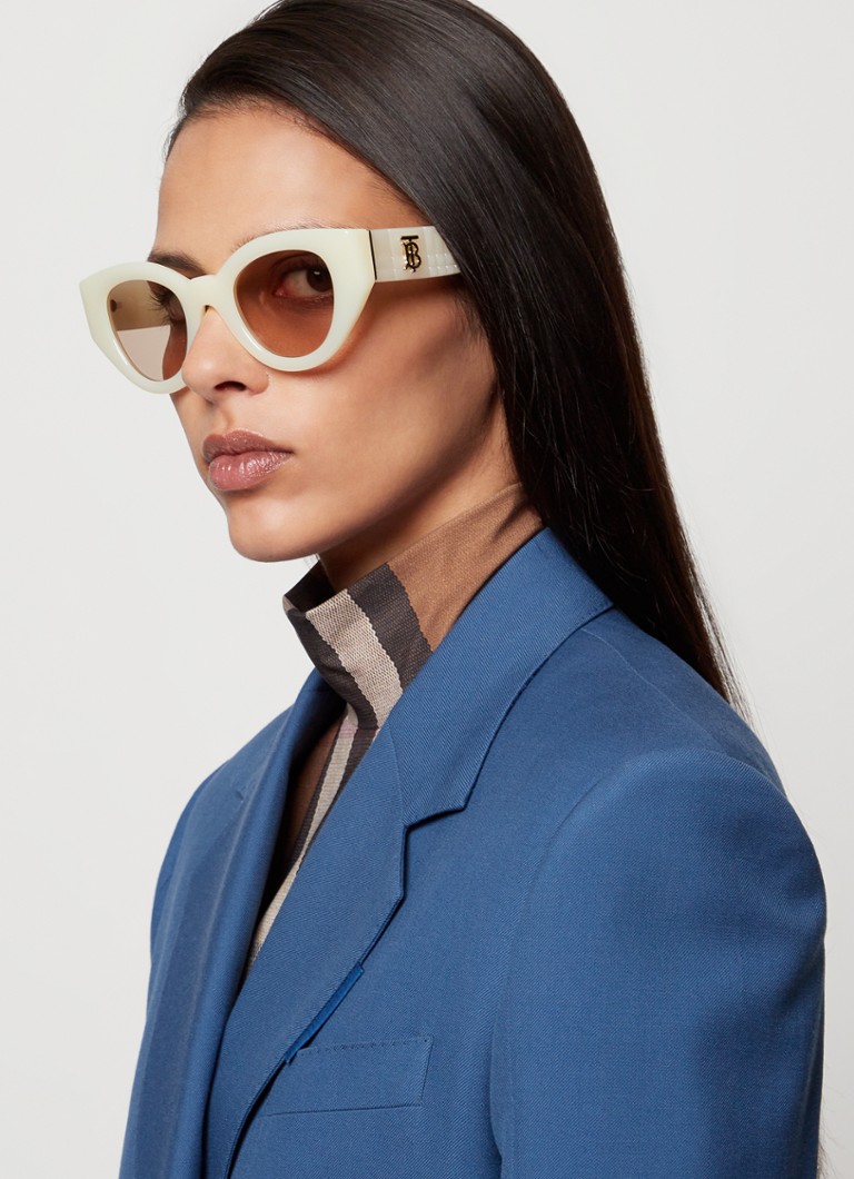 Ochelari de soare Burberry Meadow BE4390