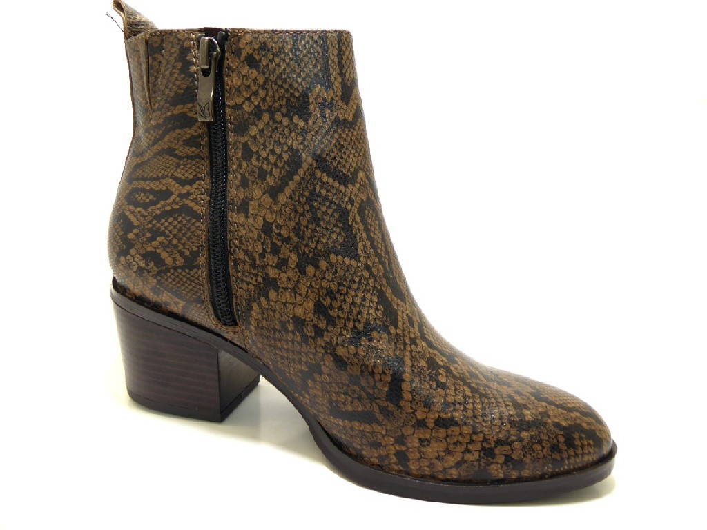 CAPRICE Stiefeletten braun
