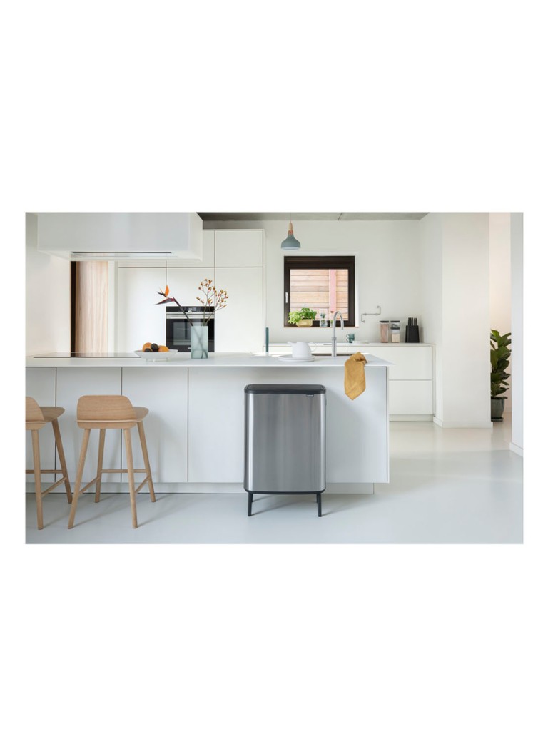 Brabantia Bo Touch Bin Hi -roskakori kannella jaloilla 60 litraa