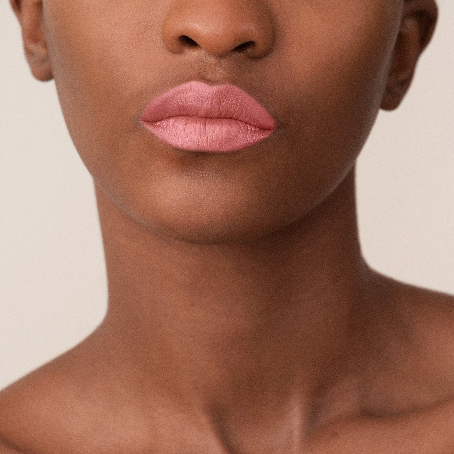 La Perla Beauty Nawilżająca szminka