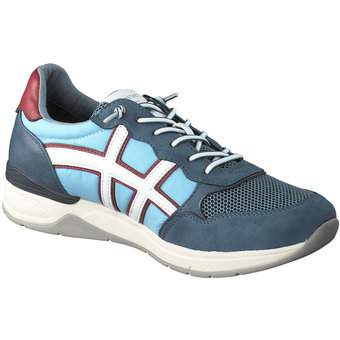 Mustang Sneaker in blau