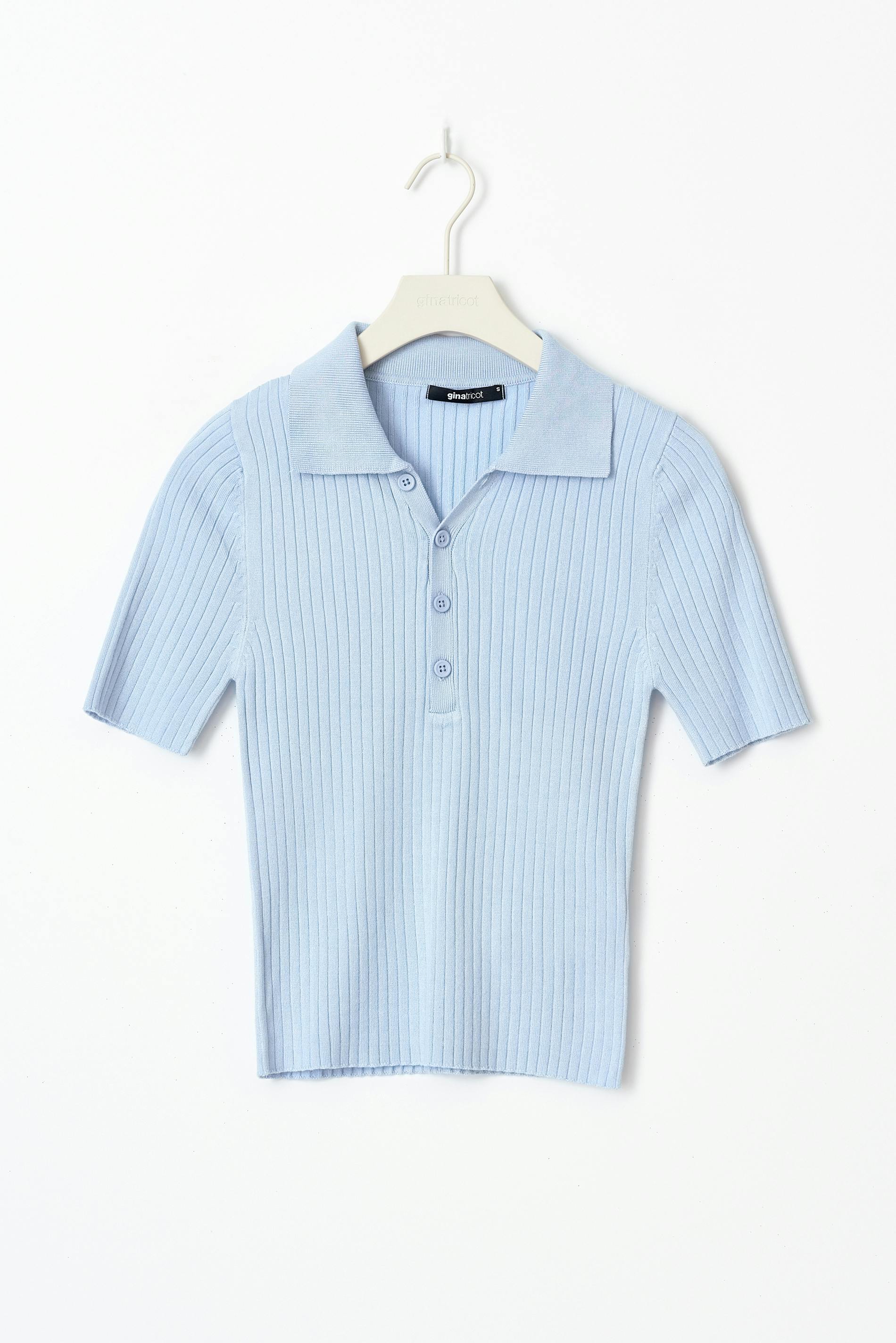 Knitted collar top
