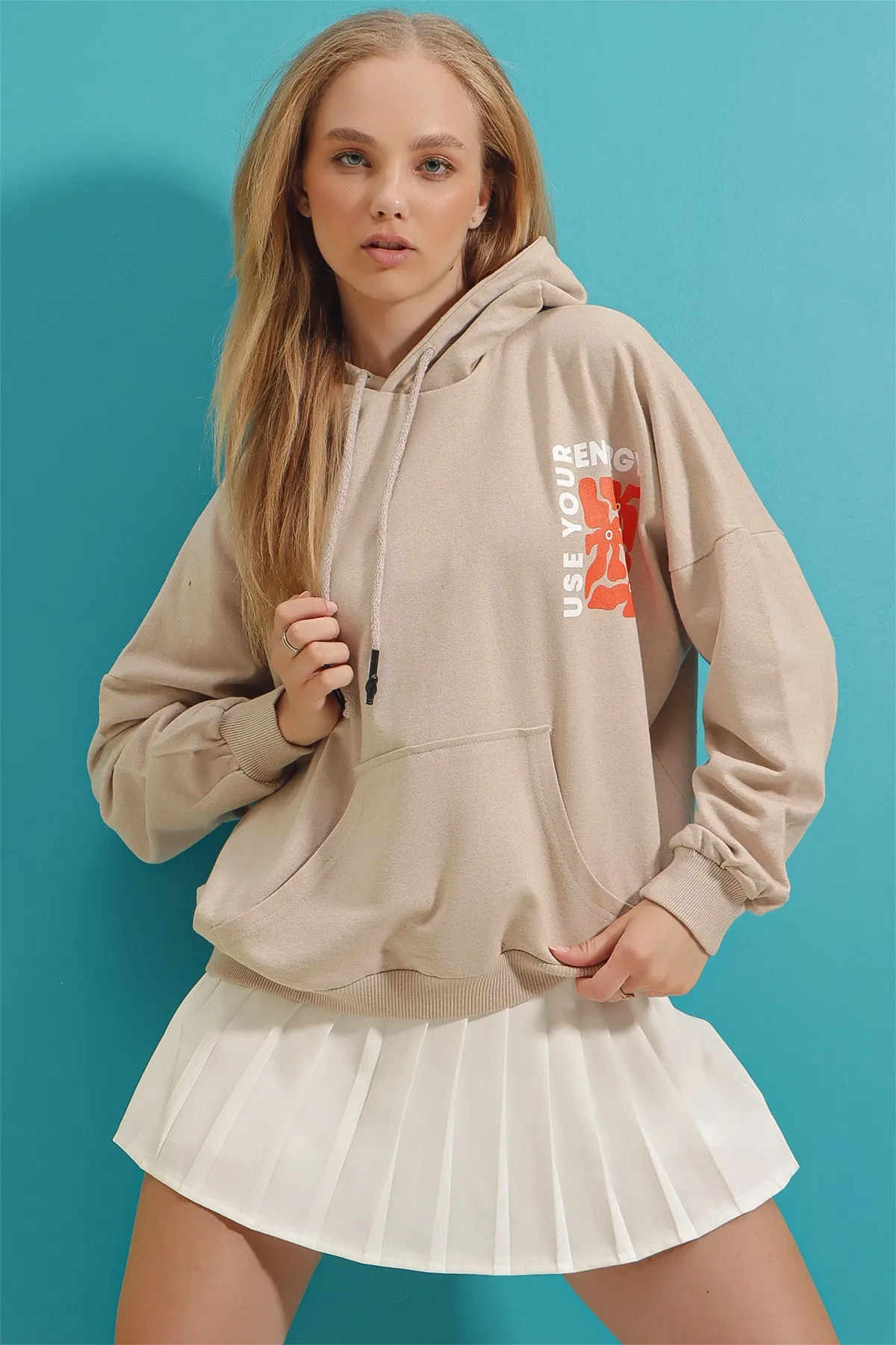 Trend Alaçatı Stili  Sweatshirt - Beige - Oversized