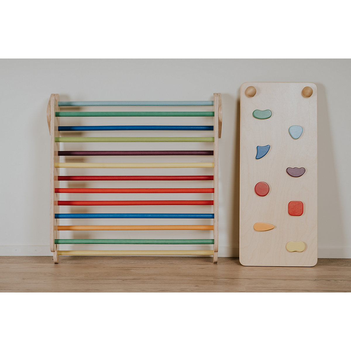 Klettergerüst mit Rampe und Rutsche Indoor, Kletterdreieck aus Holz, Klettern Innnen Kleinkind