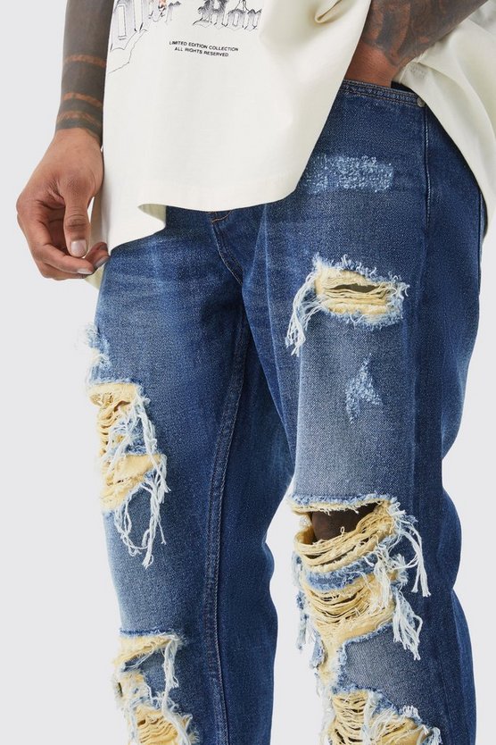 Slim-Fit Schlagjeans mit Kontrast-Riss