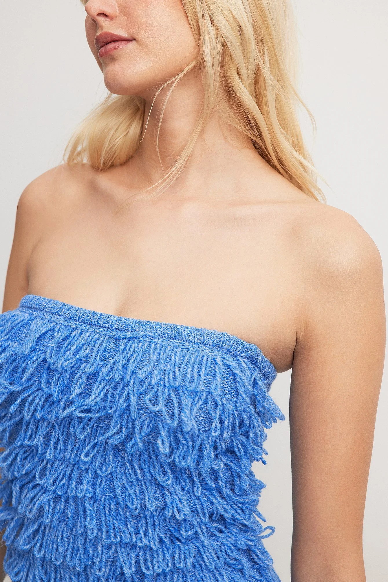 Mini-Strickkleid mit Schleifendetail