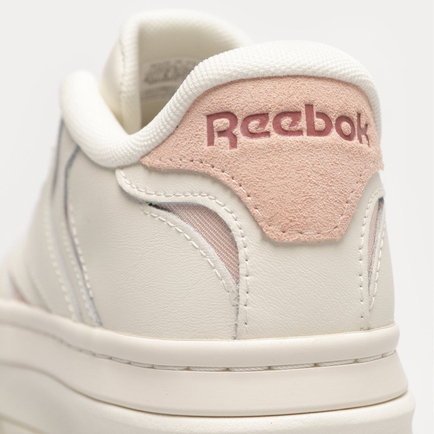 REEBOK CLUB C EXTRA Kremowy