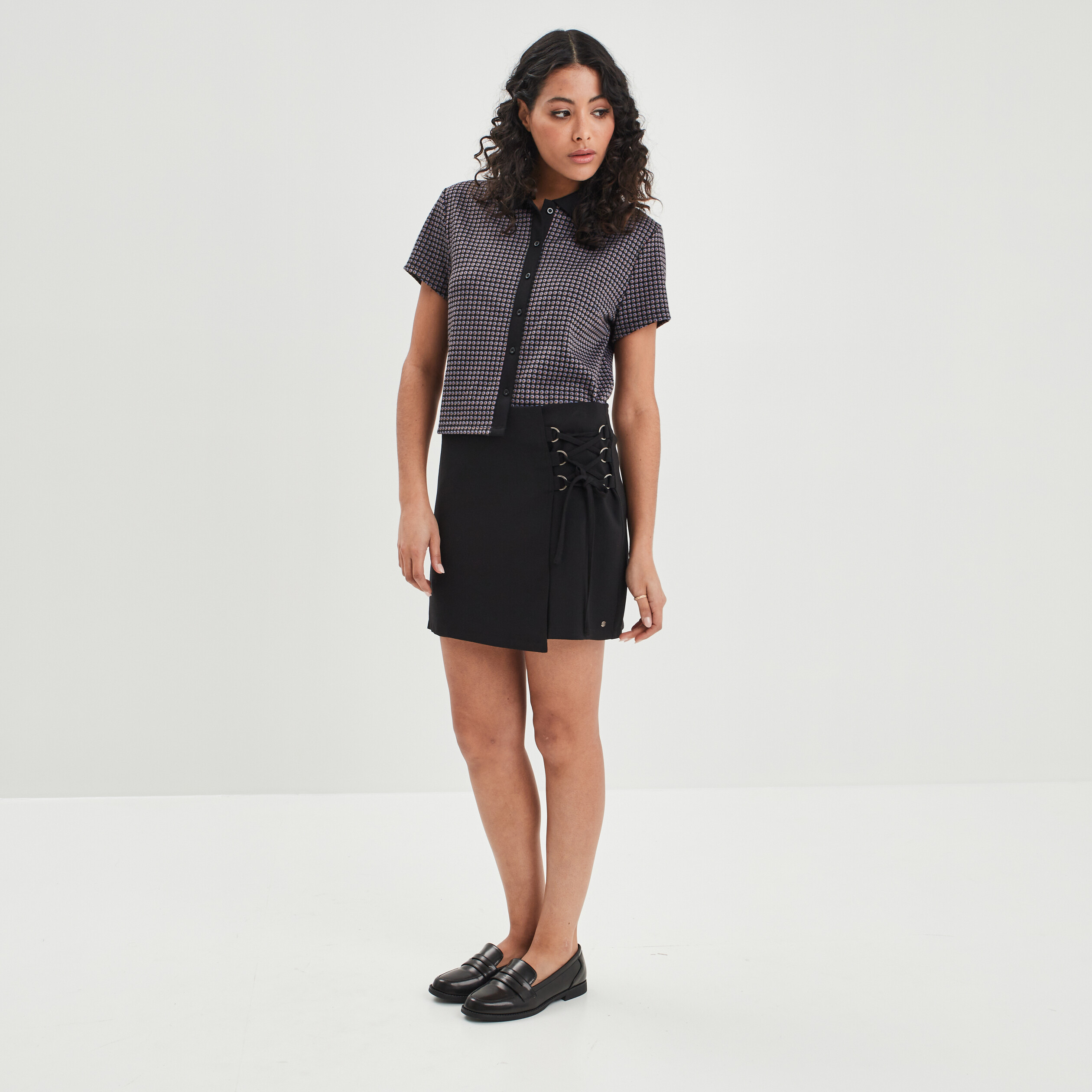 T-shirt manches courtes col polo noir femme | La Halle