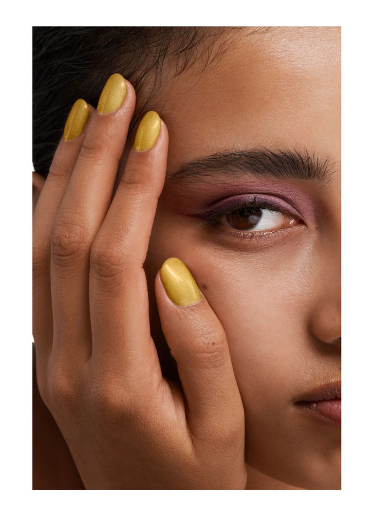 Lakier do paznokci Gellac Pink 311 Crushed Gold