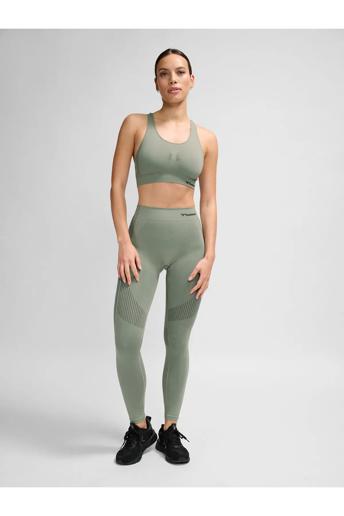 hummel  hmlFORMENDE NAHTLOSE MW-STRUMPFHOSE