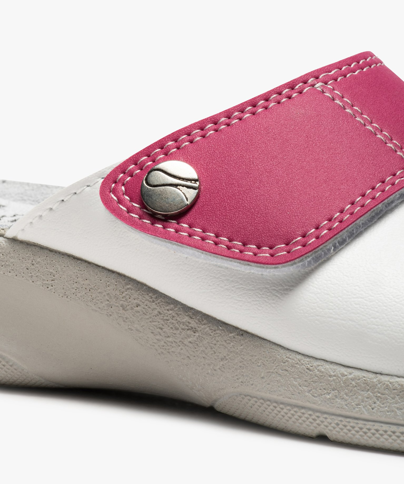 Sabots femme confort dessus bicolore ajustable à scratch blanc | GEMO