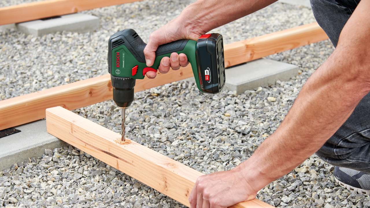 UniversalDrill 18V-60 - 1 x 2,0-Ah-Akku | Ladegerät