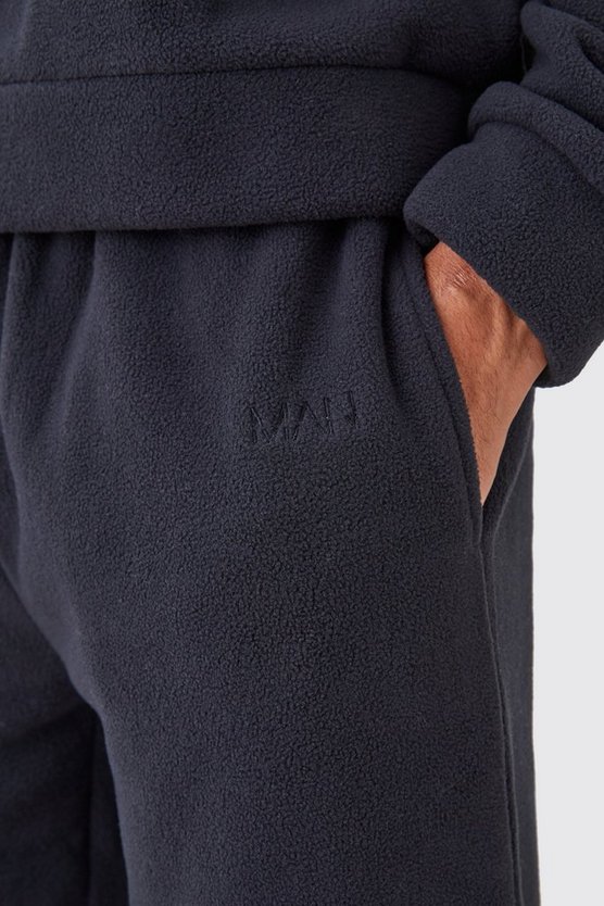 Lockere mittellange Microfleece-Shorts