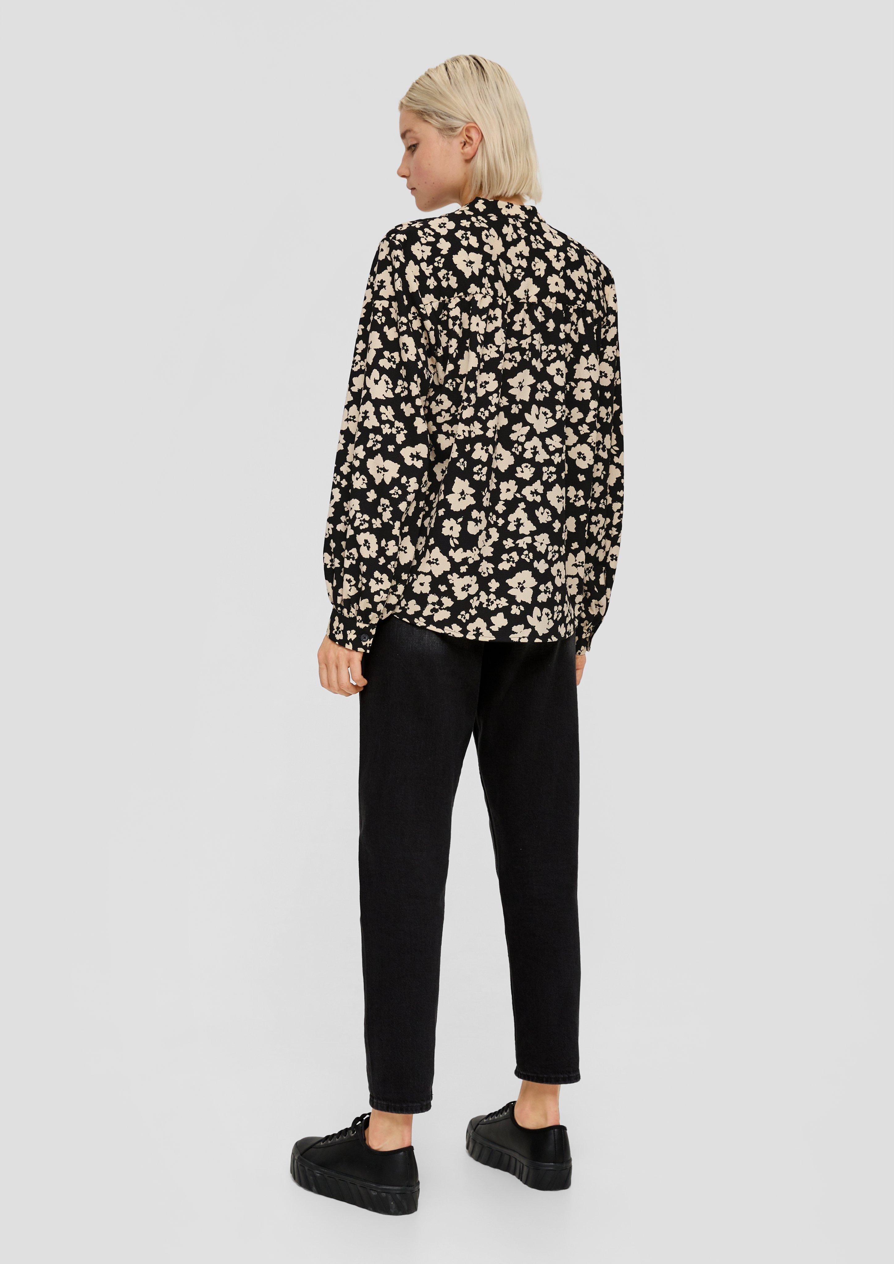 Crêpe-Bluse mit Allover-Print  2133449-99A0