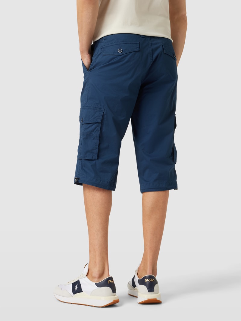Caprihose mit Eingrifftaschen in blau