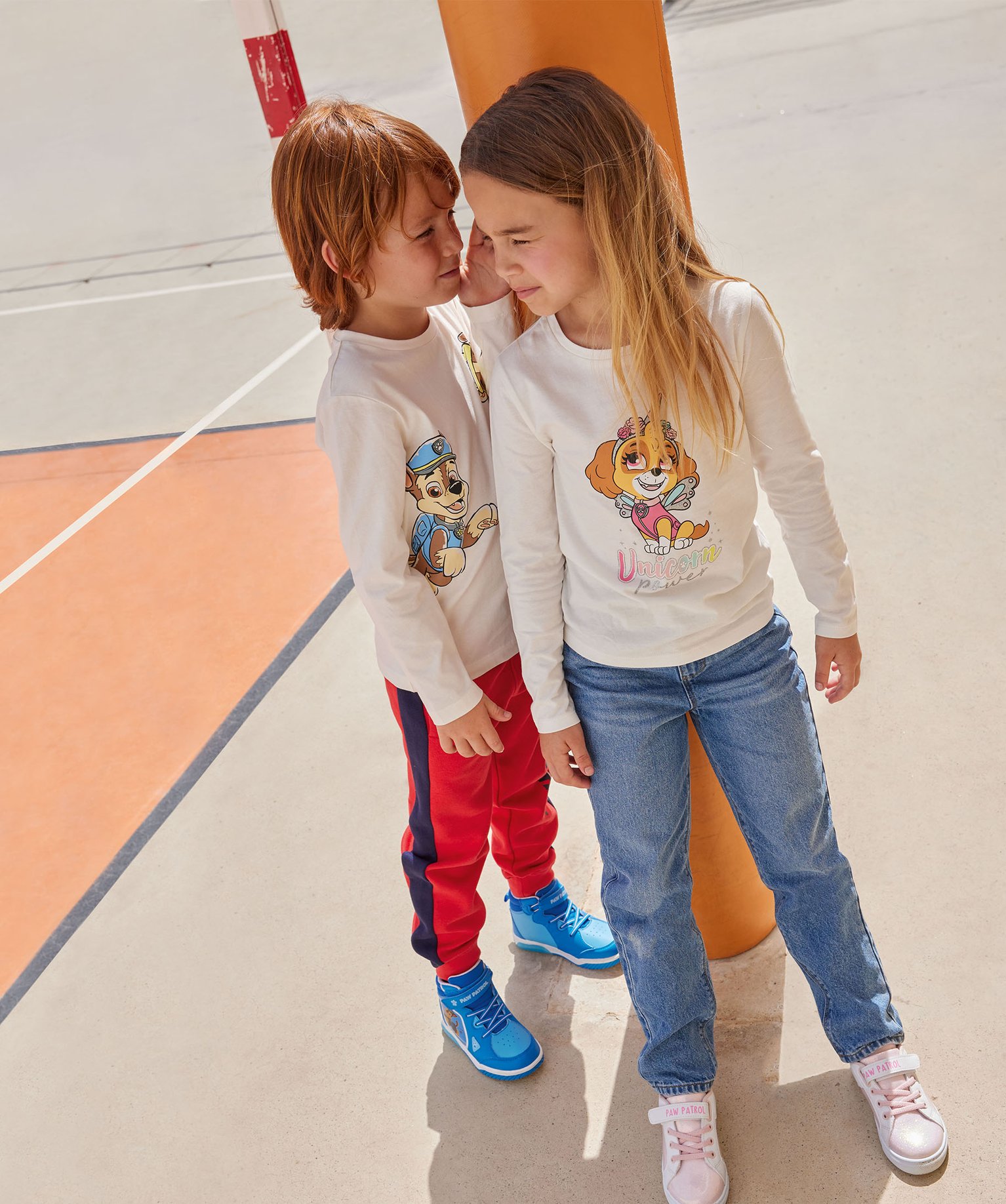 Tee-shirt fille à manches longues avec motif Stella - Pat P... ecru | GEMO