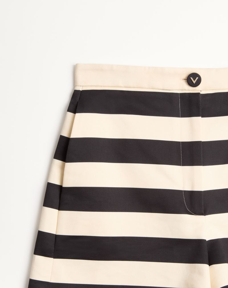 Shorts Maxi Stripe Barre' em Algodão Cetim