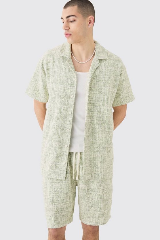 Oversize Bouclee-Hemd & Shorts