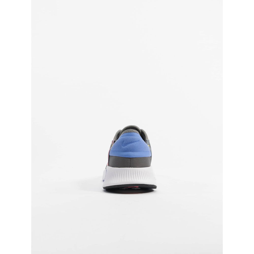 Nike Reposto DA3260-002 / grau