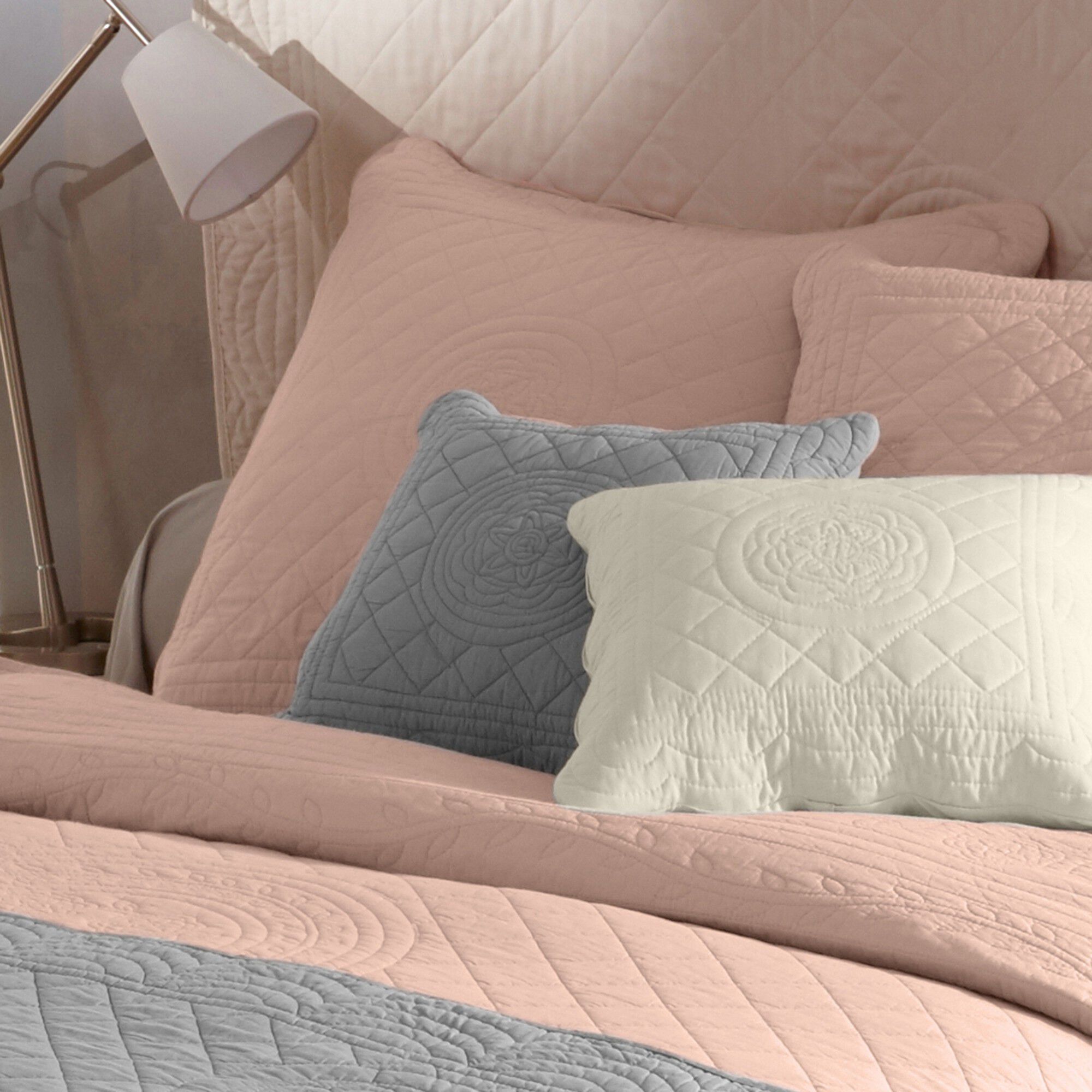 Housse coussin unie style boutis Cassandre