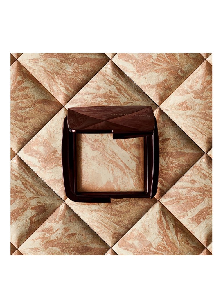 Hourglass AMBIENT™ Lighting Infinity Powder - light-reflecting powder & highlighter