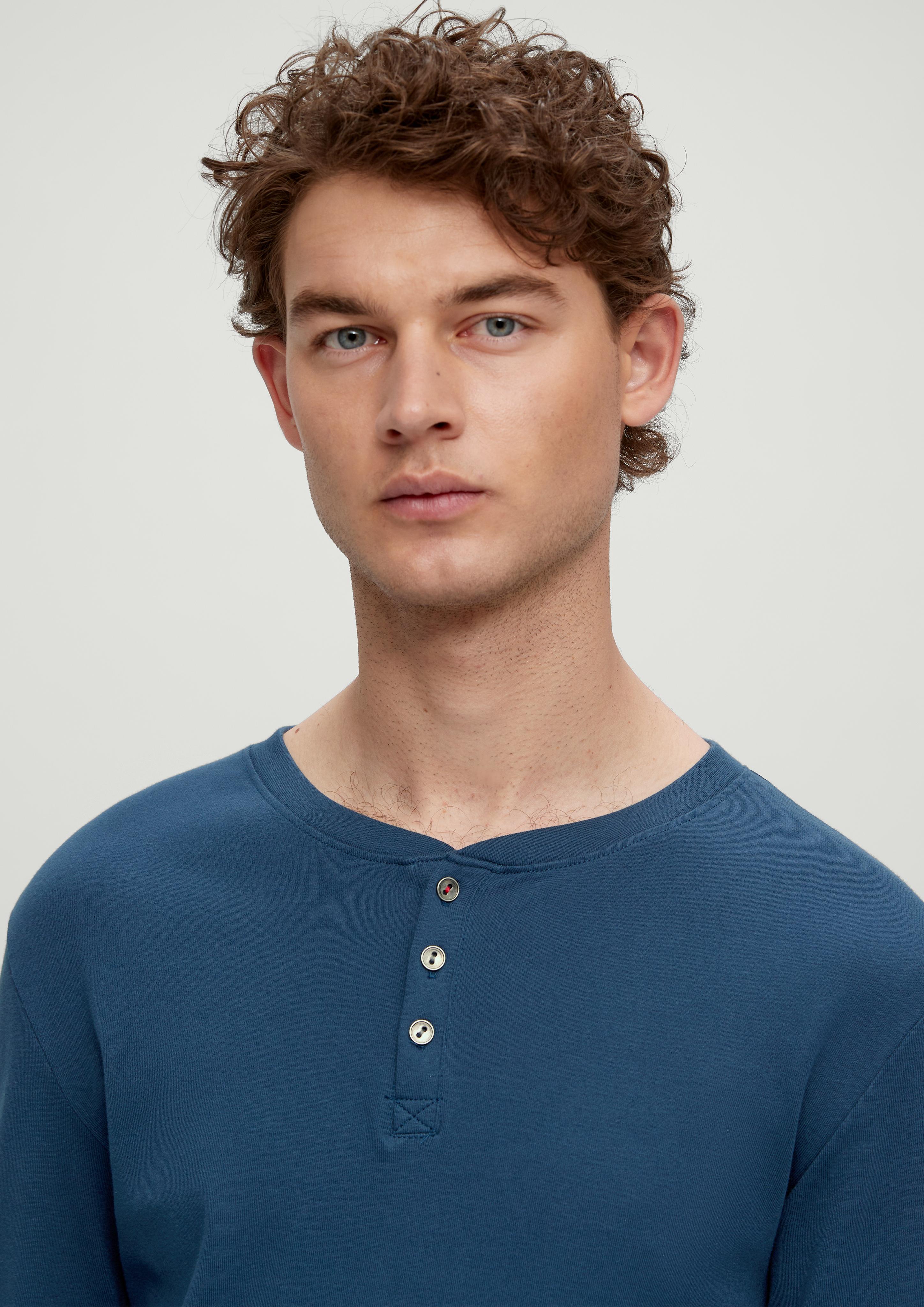 Pyjama-Shirt aus Baumwolle  6008415-5700