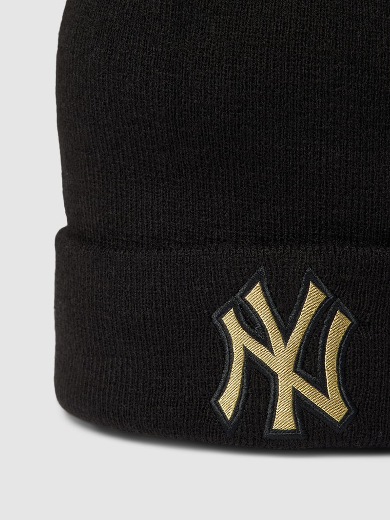 Beanie mit Label-Stitching Modell 'BADGE' in schwarz