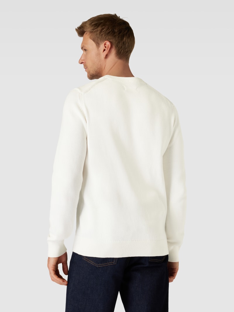 Strickpullover mit Label-Stitching in offwhite