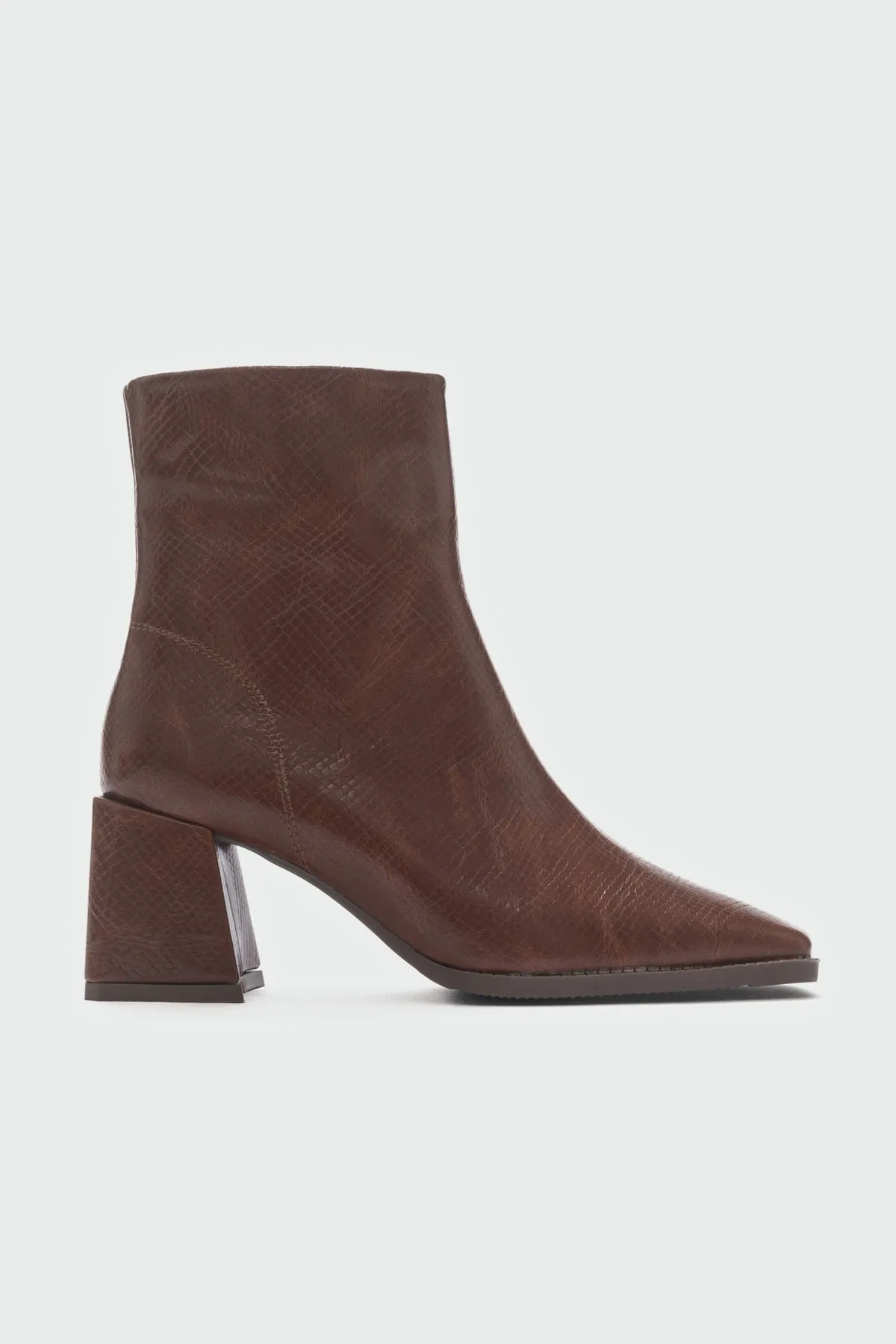 LuviShoes  Loren Tan gemusterte Damenstiefel