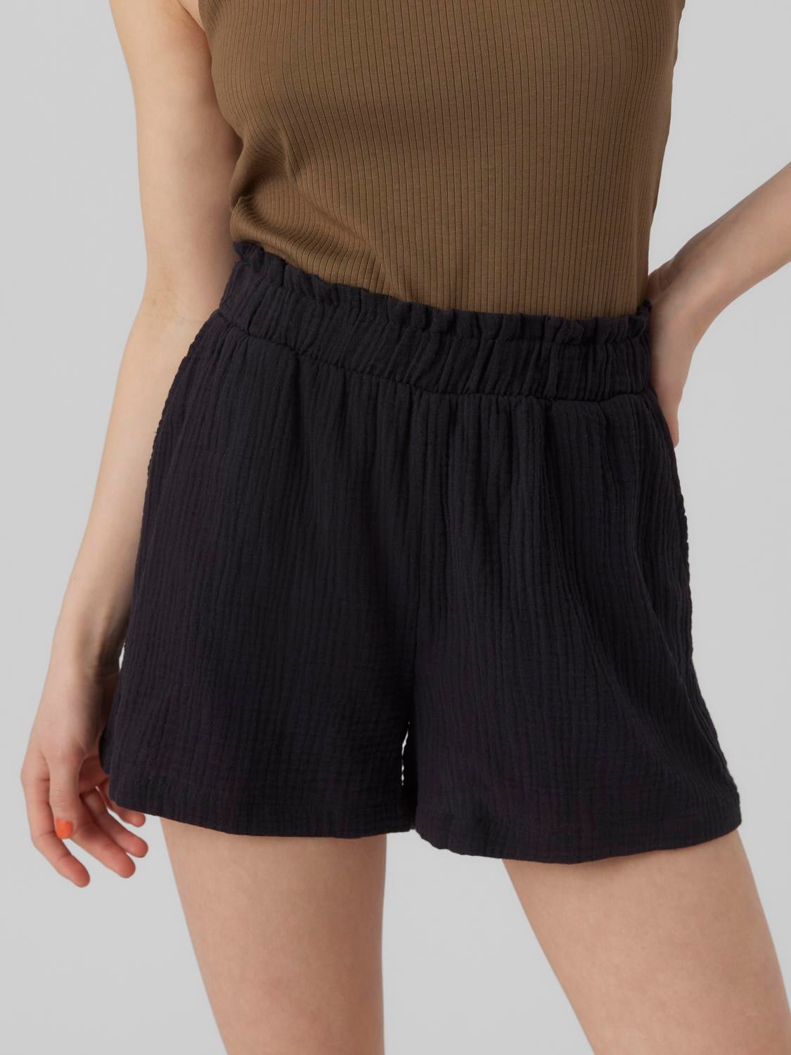 VMNATALI Shorts