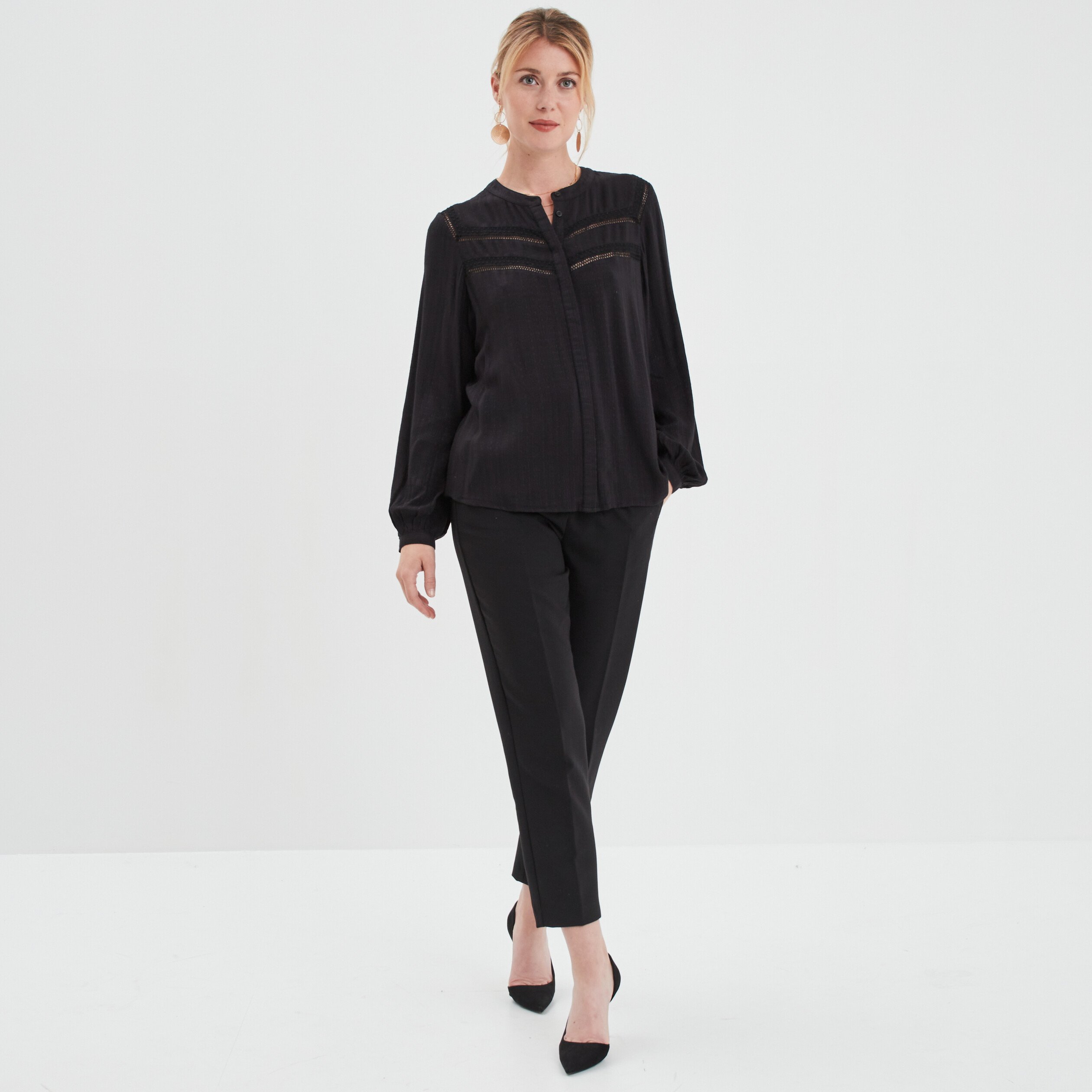 Blouse bandes ajourées col mao Liberto noir femme | La Halle