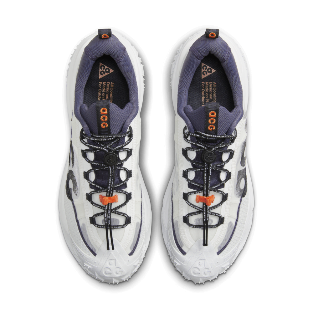 Nike ACG Mountain Fly 2 Low DV7903-001 / weiss