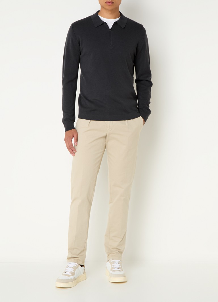 Polo Boggi Milano de malha fina e corte regular, feita de lã.