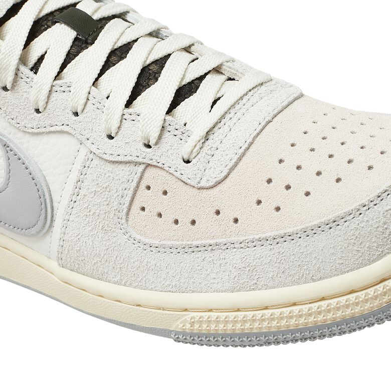 NIKE Wmns Terminator Low 