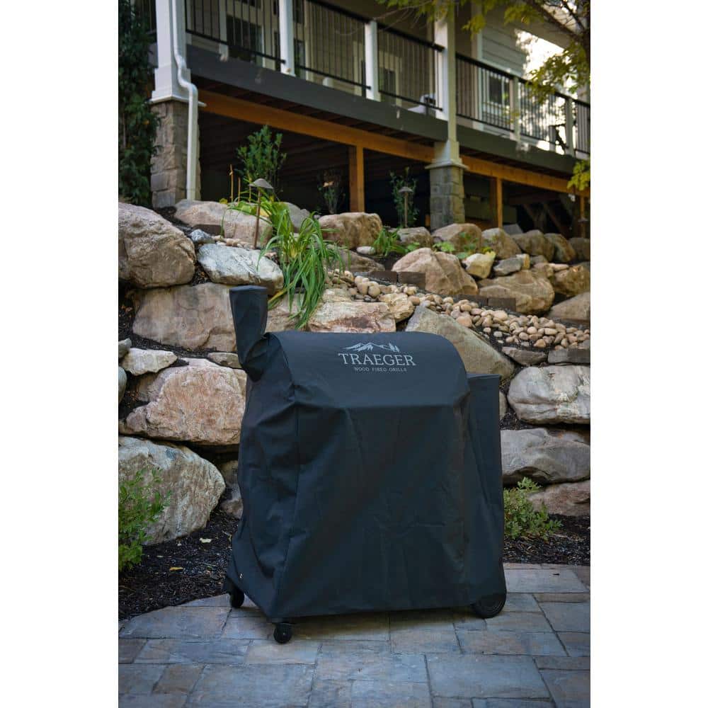 Pro 780 Wifi Pellet Grill and Smoker in Black