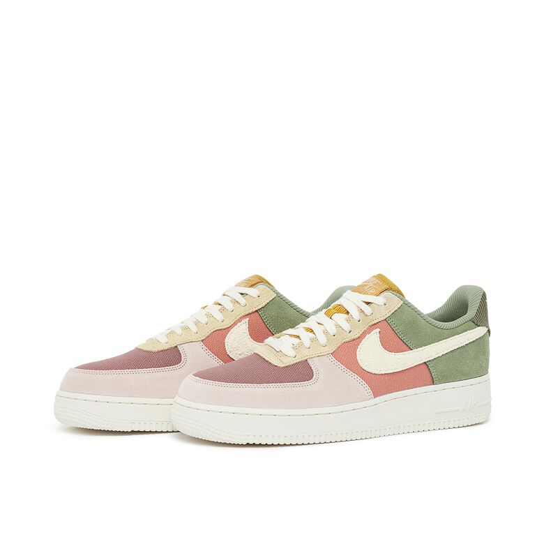 NIKE Wmns Air Force 1 '07 Low LX 