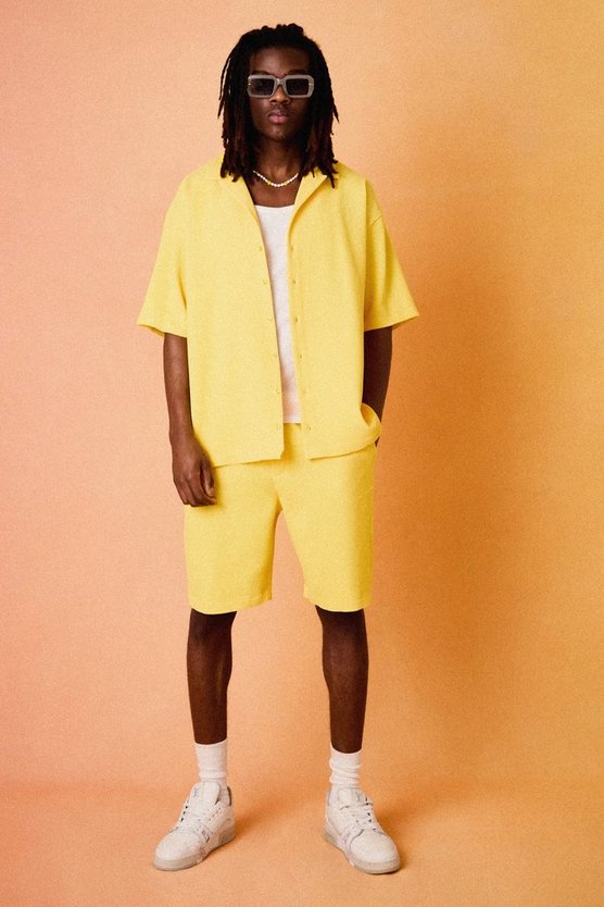 Oversize Hemd und Shorts