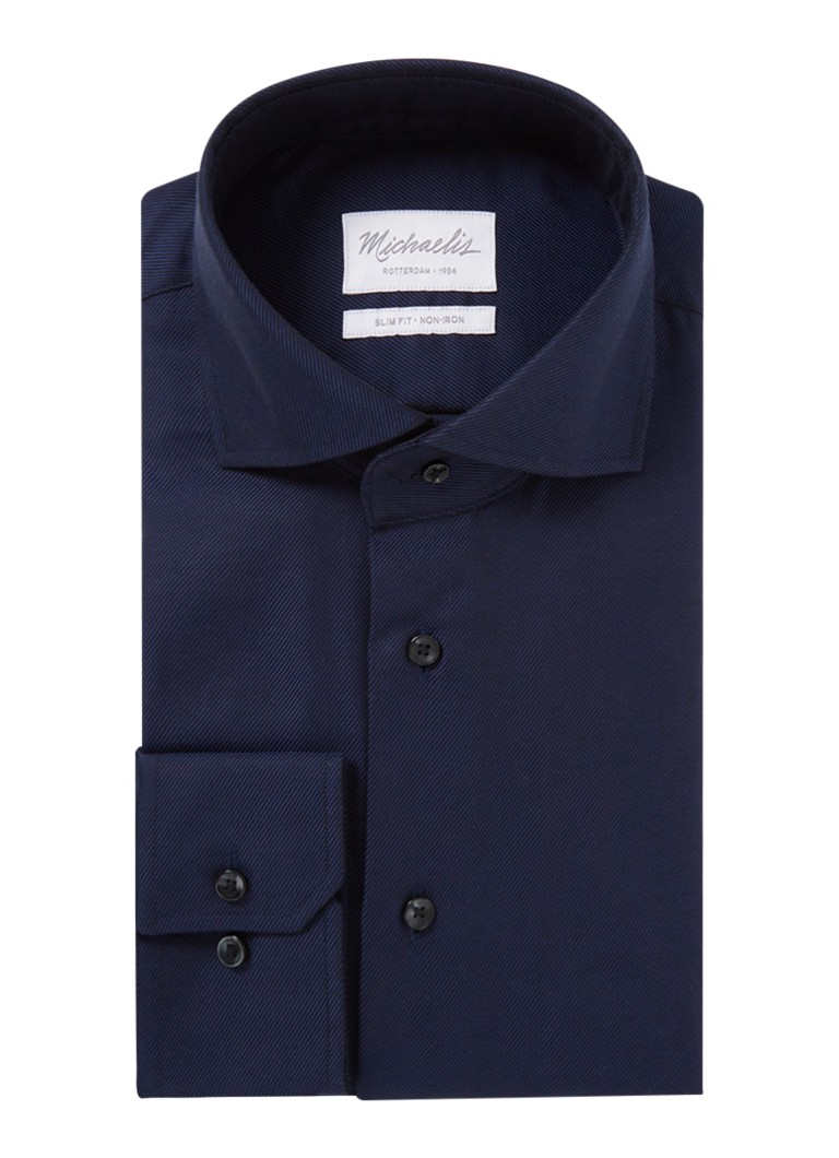 Cămașă Michaelis slim fit, rezistentă la șifonare și cu dungi imprimate.