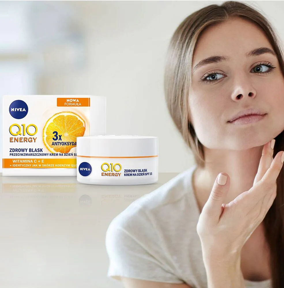 Nivea VisageQ10 PlusC dnevna krema protiv bora za pomlađenu i energiziranu kožu