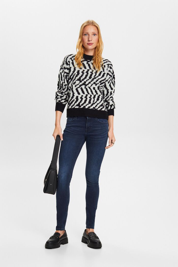 Schmale Jeans mit mittlerer Bundhöhe
