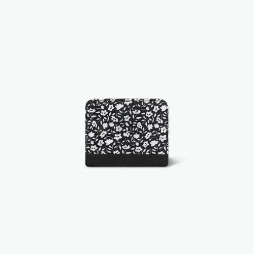 Medium Catane black and white wallet