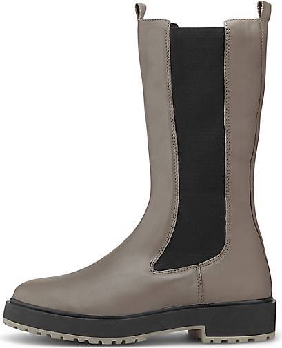 Another A Chelsea-Stiefel