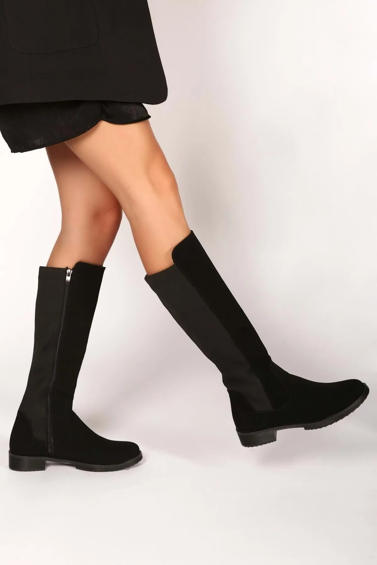 Shoeberry  Damen Ellen Black Nubuck Elastic Boots Schwarzes Nubuk