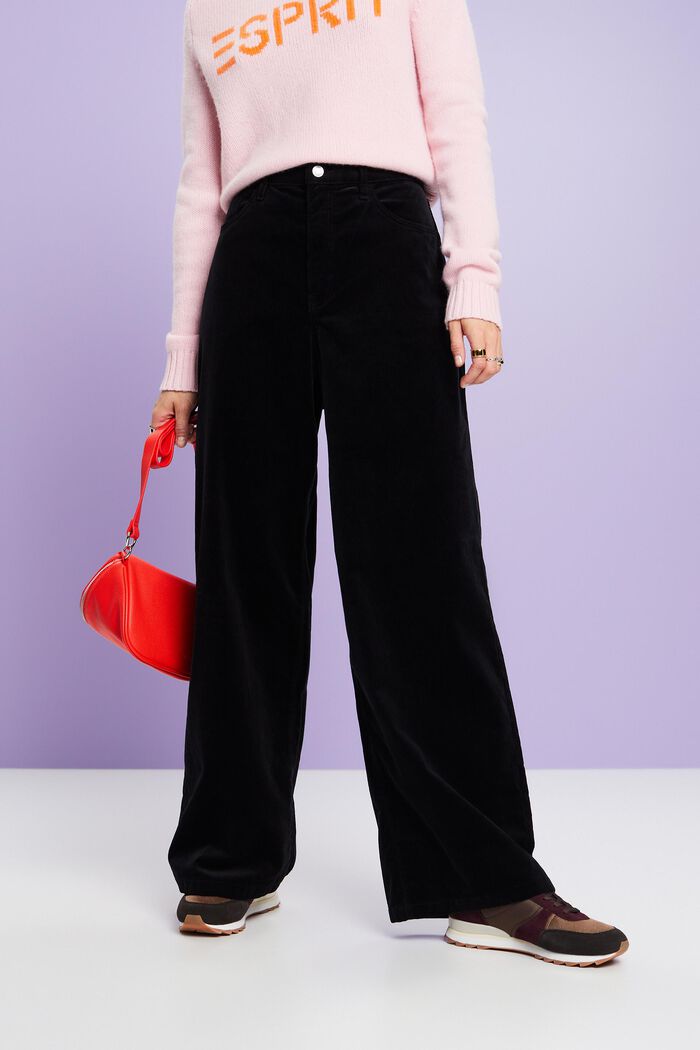 Cordhose mit weitem Bein und hohem Bund