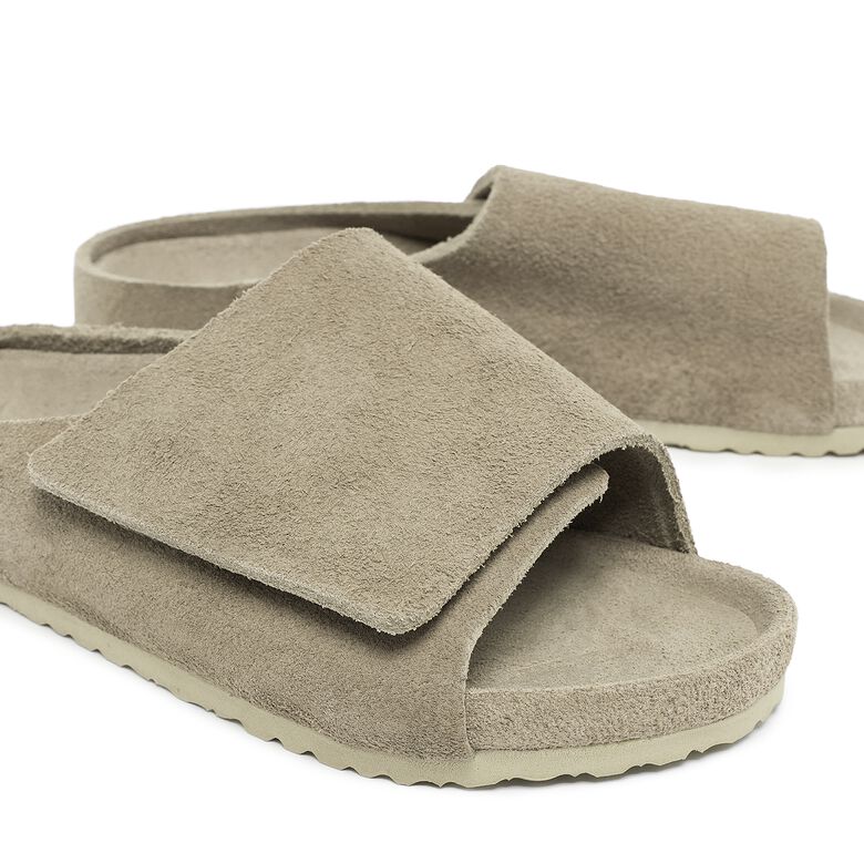 Birkenstock x Fear of God Kids Los Feliz Suede Leather taupe